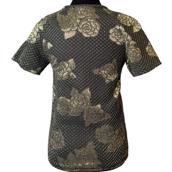 Chanel 17C 2017 Cruise Paris-Cuba Metallic Sweater (34) - Picture 4 of 10